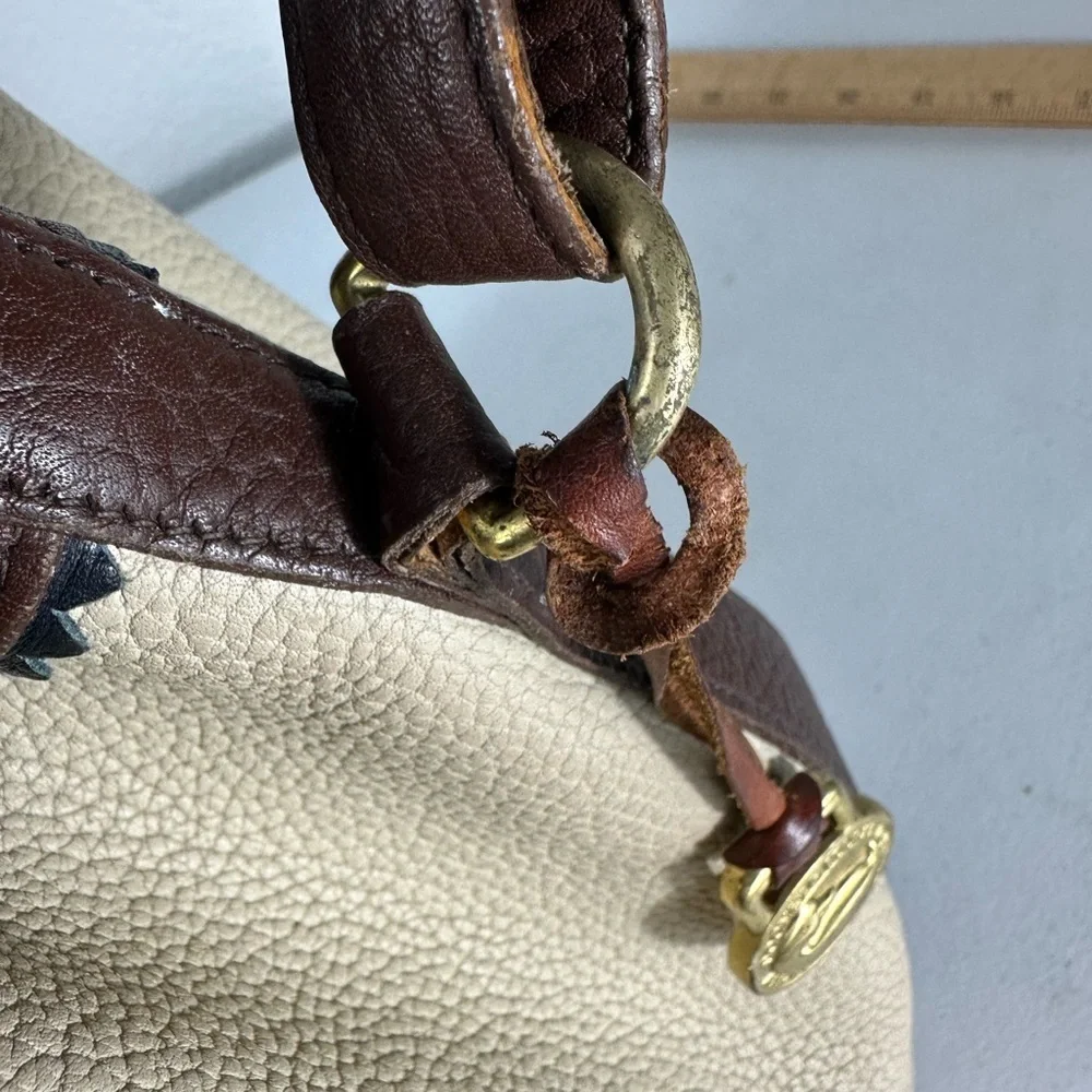 Dooney & Bourke Vintage Teton Bucket Drawstring Bag Purse Leather Ivory Brown
